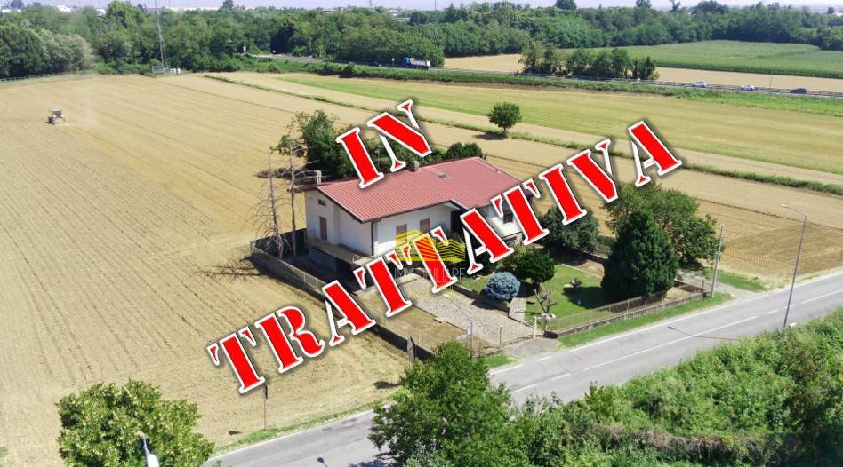 Villa in vendita a Brembate