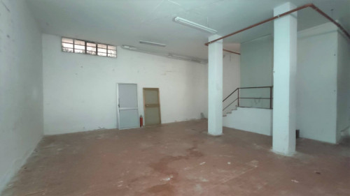 Magazzino commerciale in vendita a Brembate