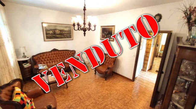 Casa Semindipendente in vendita a Osio Sotto