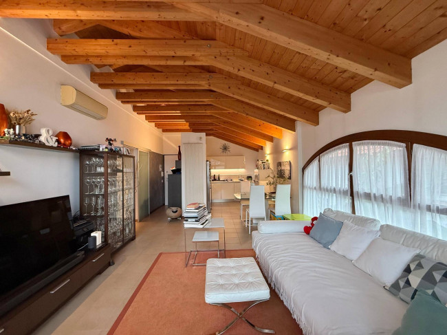 Bilocale in vendita a Bernareggio