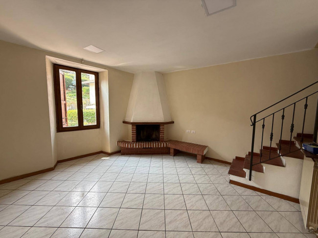 Trilocale in vendita a Pradalunga
