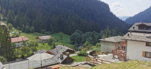 Albergo in vendita a Bagolino