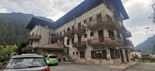 Albergo in vendita a Bagolino