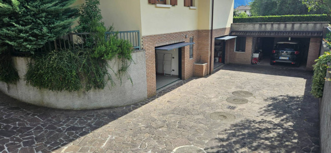 Casa singola in vendita a Bagolino