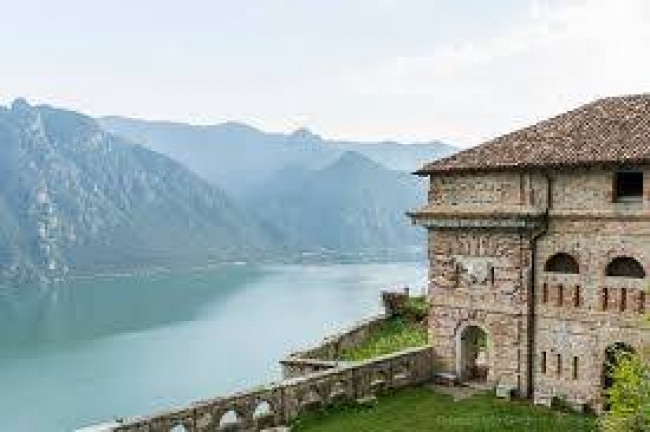 Villa in vendita a Storo