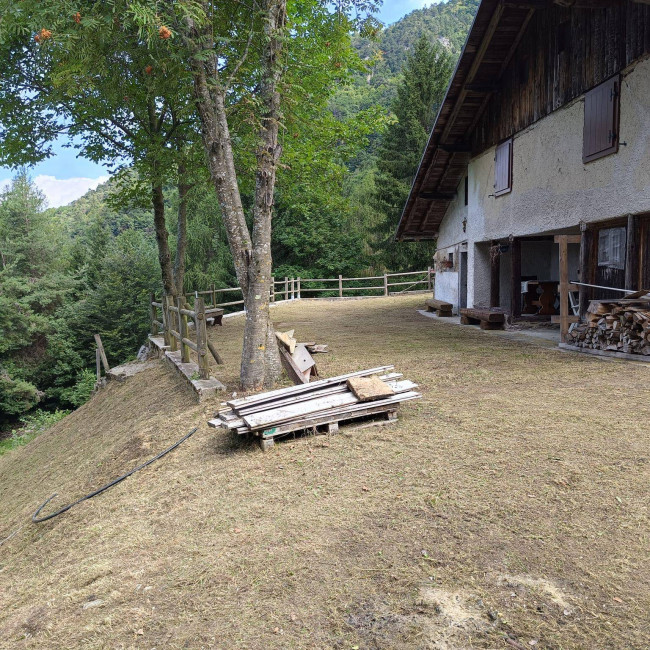 Casa singola in vendita a Borgo Chiese