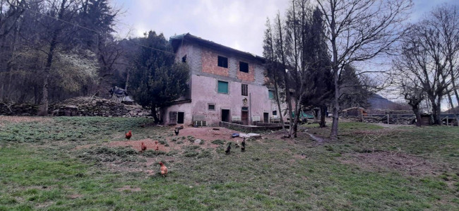 Casa singola in vendita a Borgo Chiese