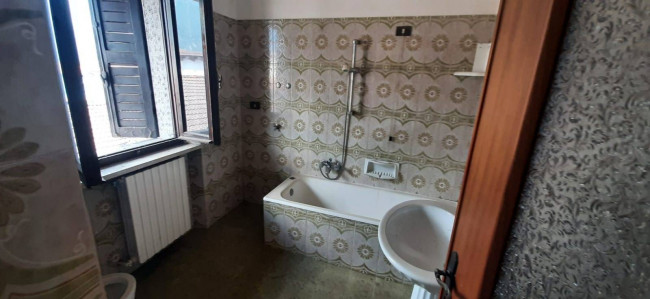 CASA SINGOLA ANCHE FRAZIONABILE in vendita a Bagolino