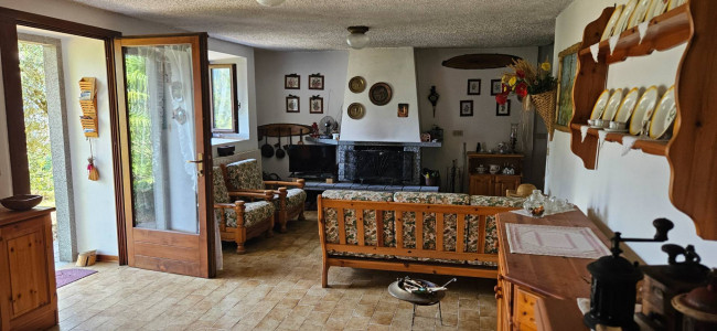 Casa singola in vendita a Storo