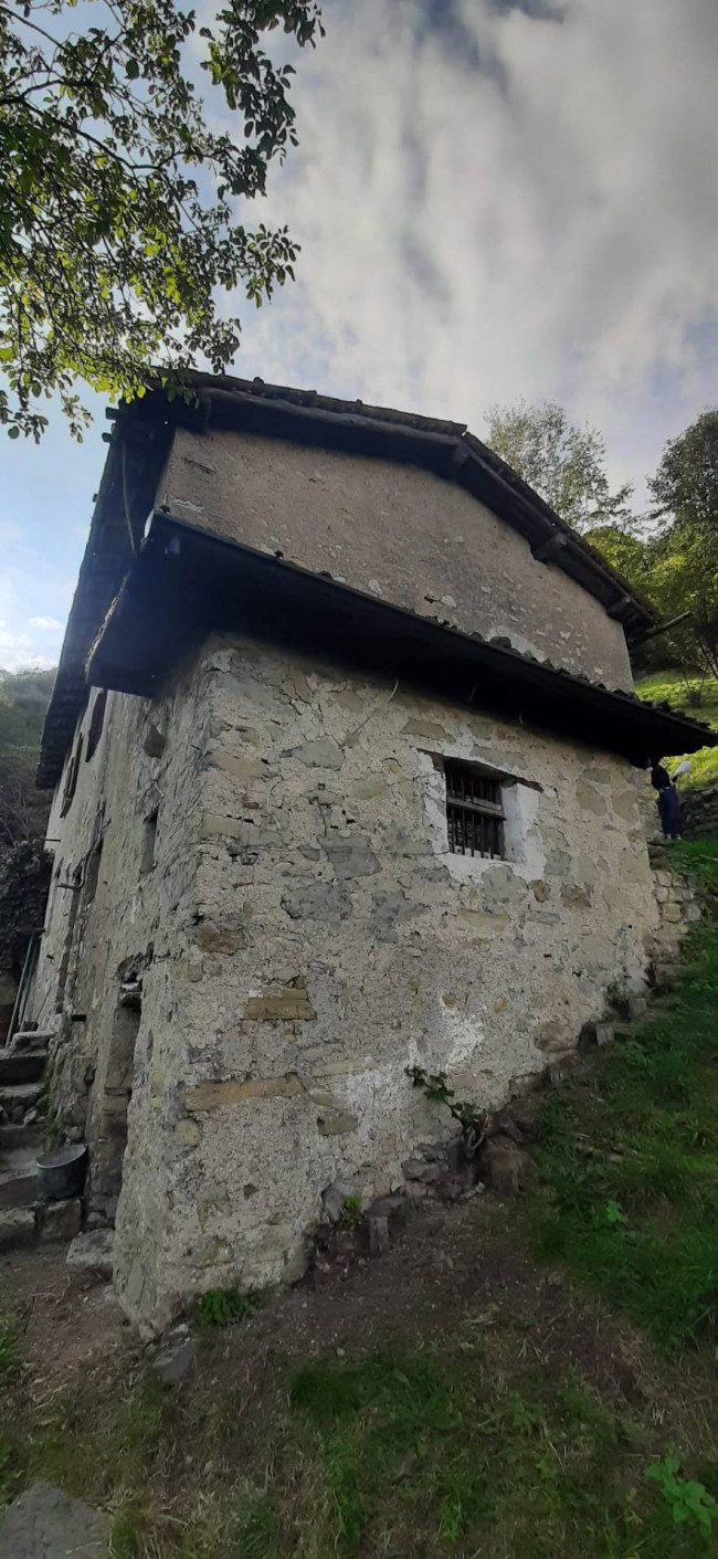 Rustico in vendita a Lavenone