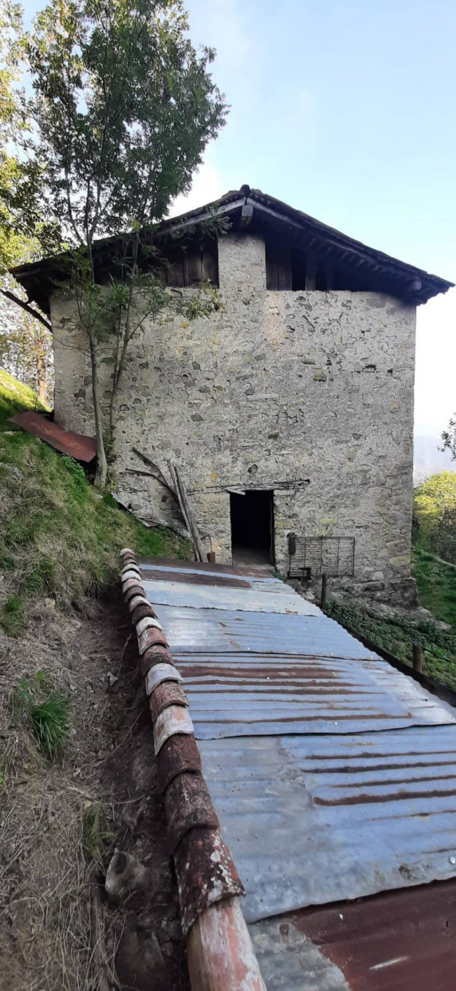 Rustico in vendita a Lavenone