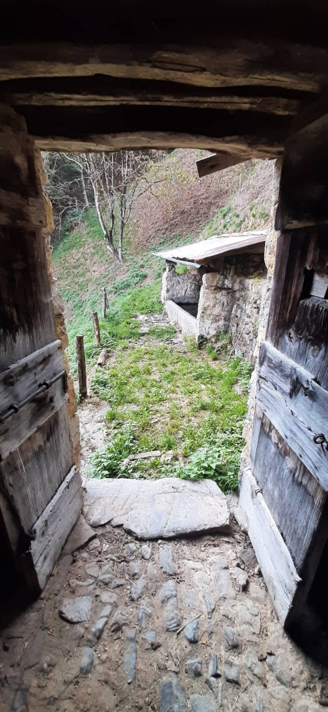 Rustico in vendita a Lavenone