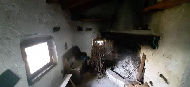 Rustico in vendita a Lavenone