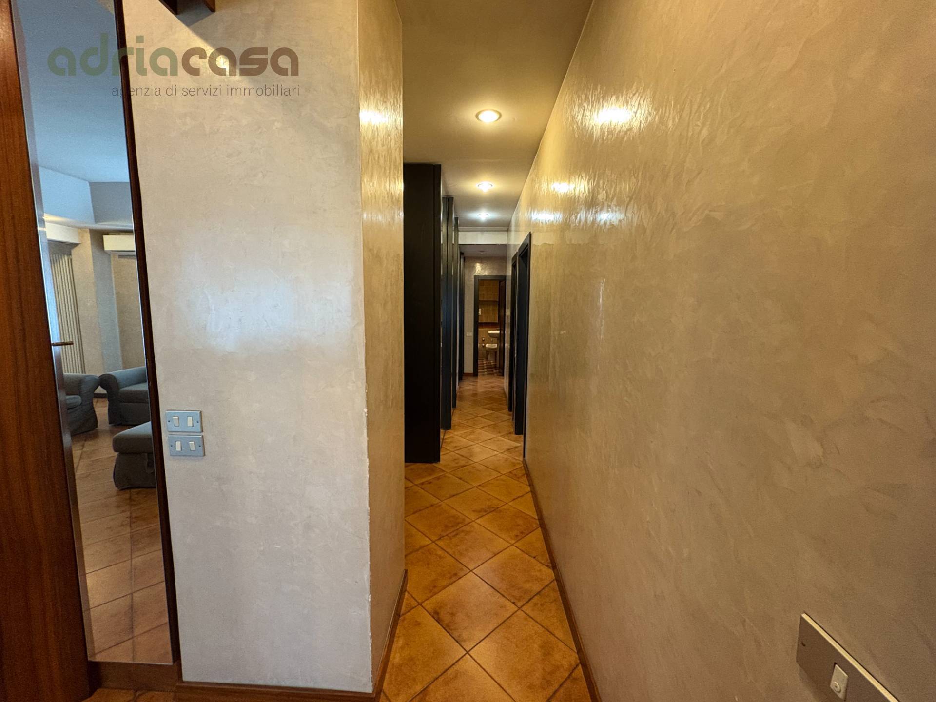 Appartamento in vendita a Riccione (RN)