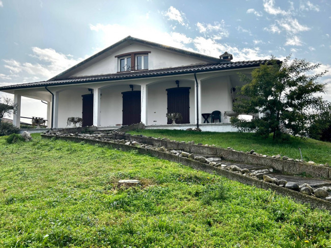 Villa in Vendita a Codigoro