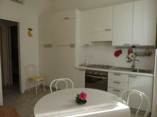 Appartamento SAN BENEDETTO DEL TRONTO affitto  via trento/via piemonte sud  Vela Immobiliare Srl