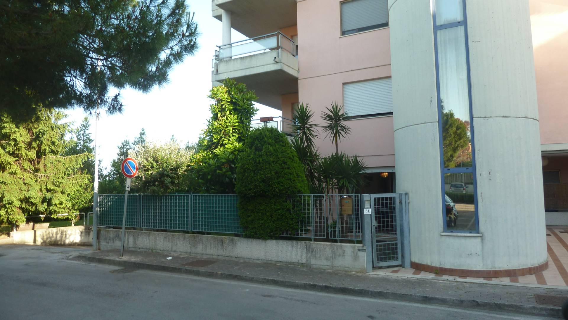  grottammare vendita quart: valtesino vela-immobiliare-srl