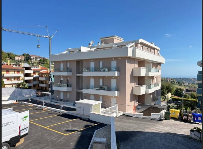 Appartamento in vendita a Acquaviva Picena