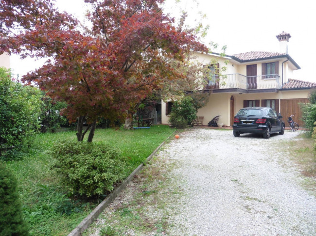 Abbinate/Schiera in Vendita a Treviso