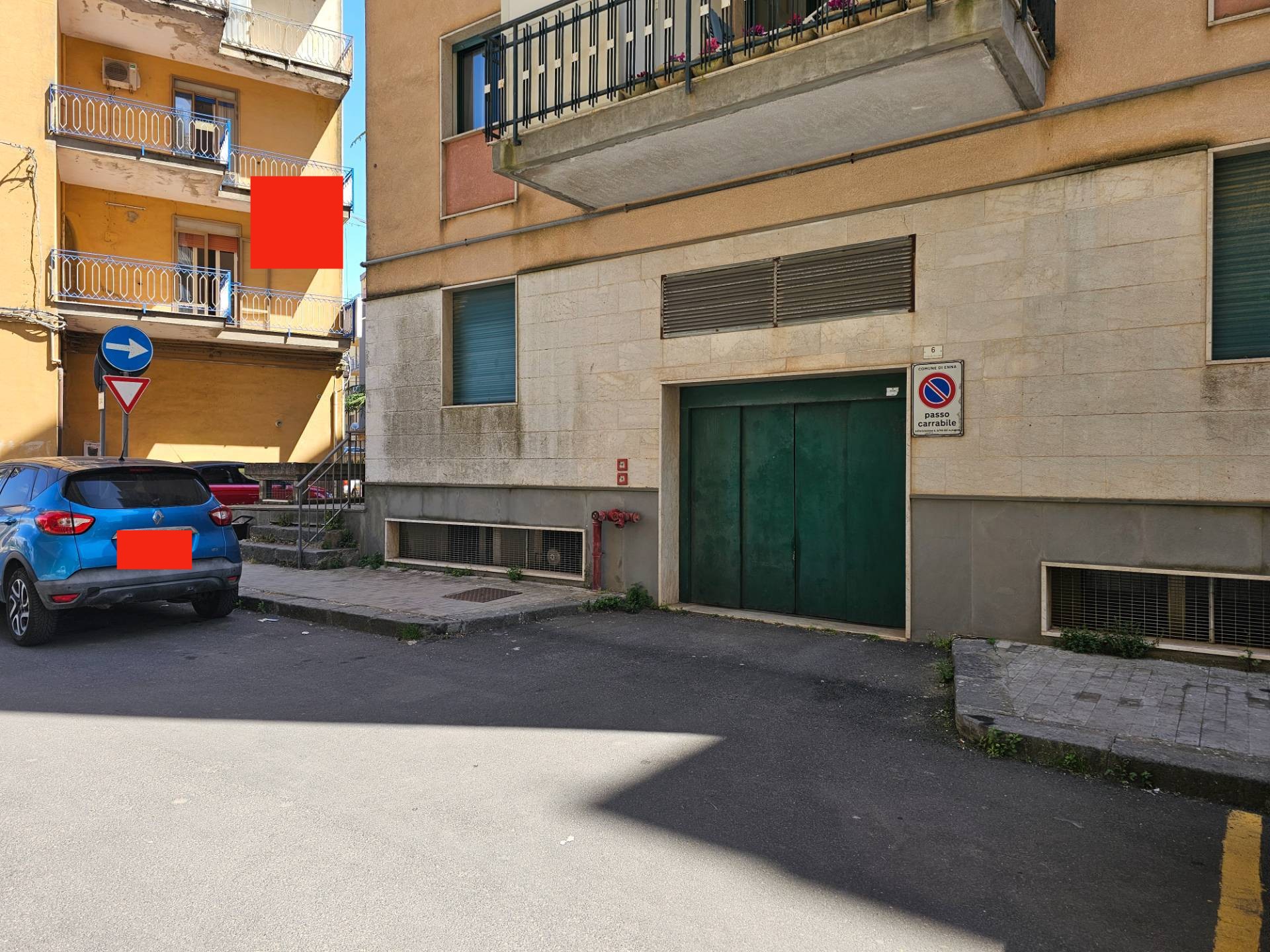 Garage/Box/Posto auto in vendita a Enna (EN)