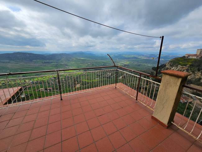 Appartamento in vendita a Enna