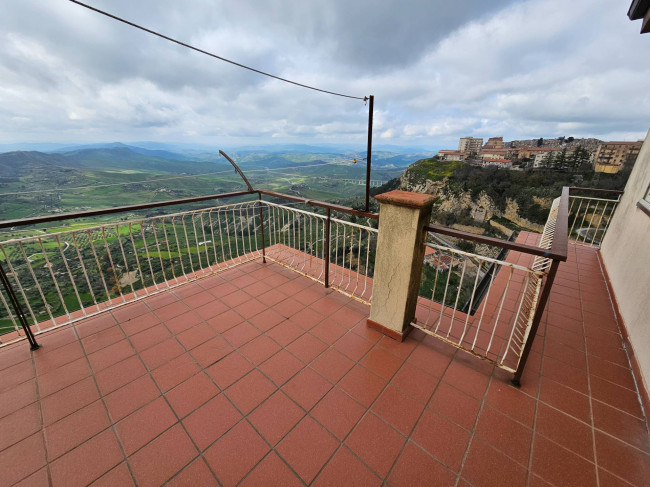 Appartamento in vendita a Enna