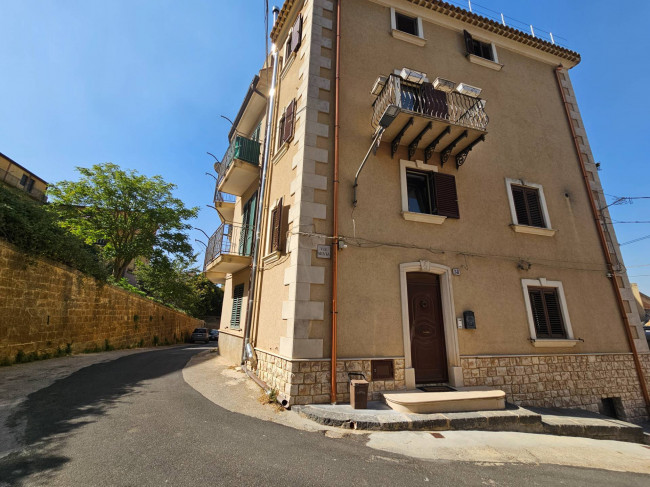 Casa singola in vendita a Enna