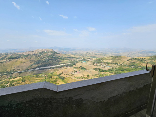 Casa singola in vendita a Enna