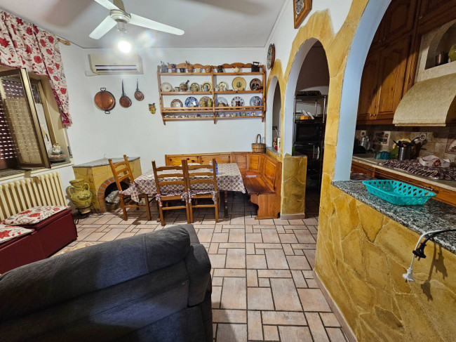 Casa singola in vendita a Enna