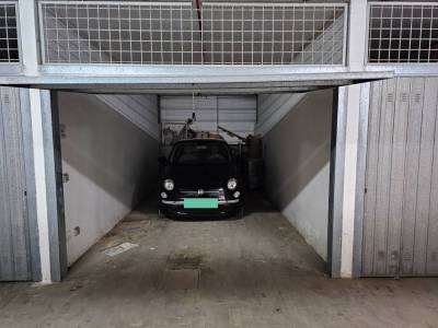 Box o garage in vendita a Enna