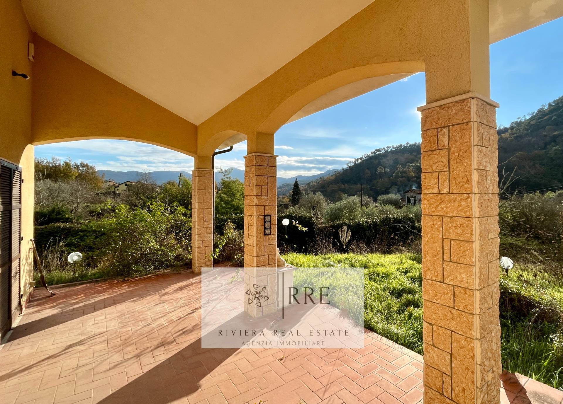 Villa in vendita a Garlenda (SV)