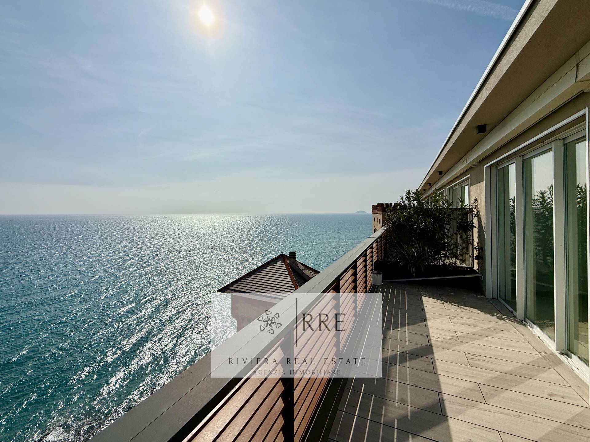 Penthouse for sale in Borghetto Santo Spirito