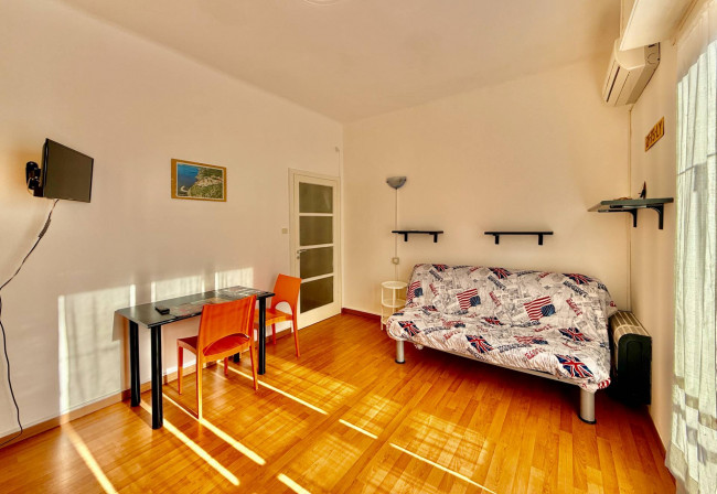 Bilocale Vista Mare in vendita a Laigueglia