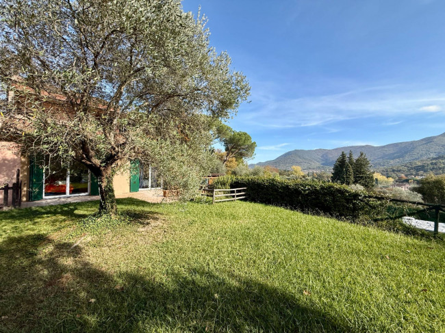 Villa for sale in Garlenda