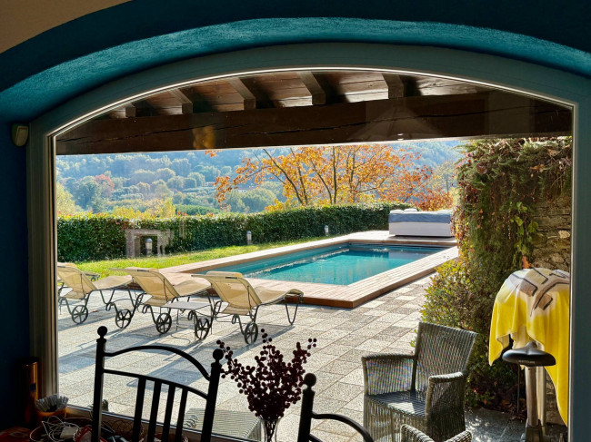 Villa for sale in Garlenda