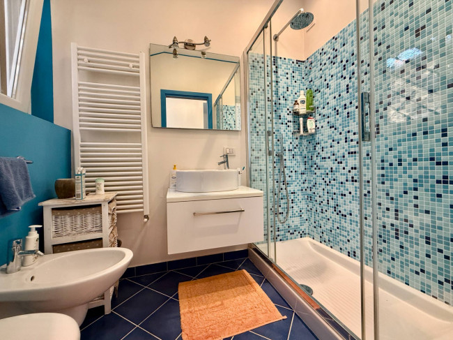 Villa for sale in Garlenda