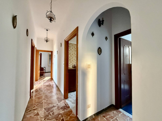 Casa Indipendente in vendita a Imperia