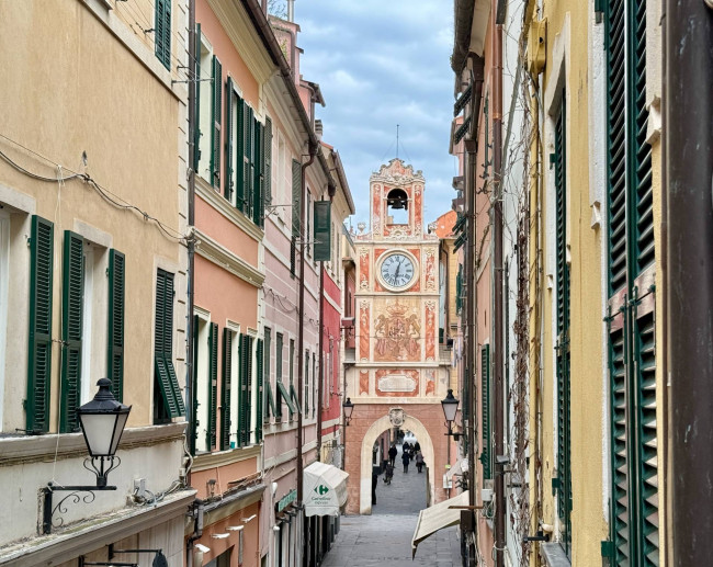 Bilocale in affitto a Loano