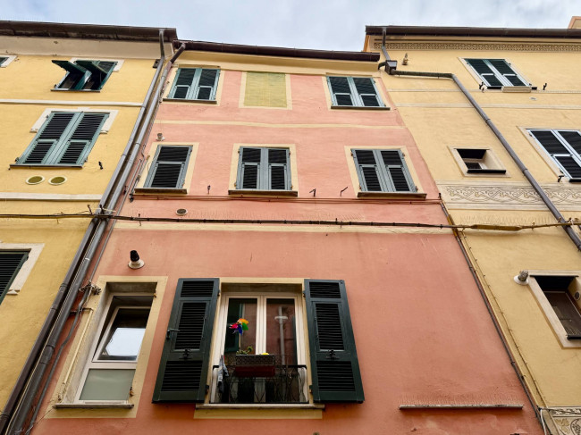 Bilocale in affitto a Loano