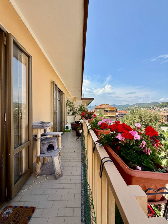 4rooms flat for sale in Andora