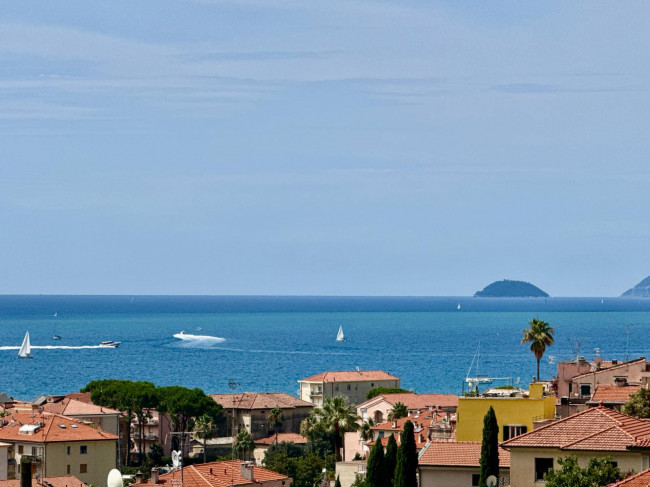 Villetta bifamiliare in vendita a Borgio Verezzi