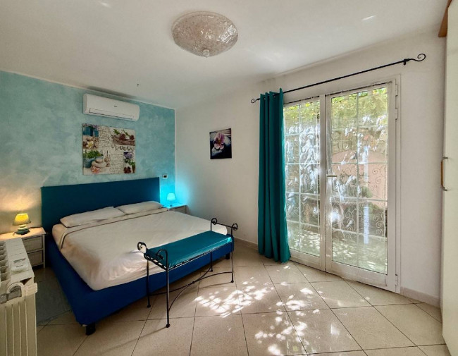 Villa in vendita a Imperia