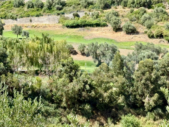 Studio flats for sale in Castellaro