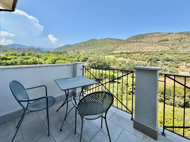 Studio flats for sale in Castellaro
