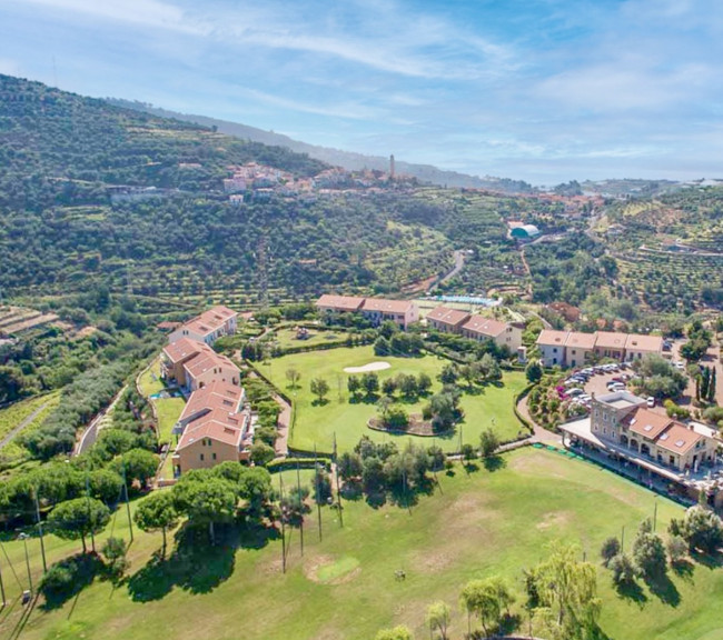 Castellaro Golf Resort