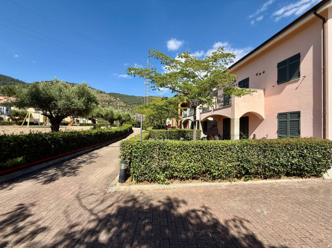 Studio flats with sea view for sale in Castellaro