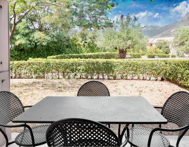 Studio flats for sale in Castellaro