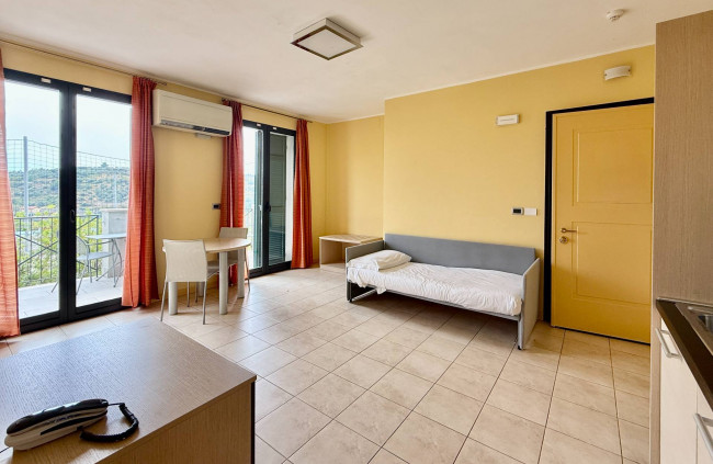 Two-roomed flats for sale in Castellaro