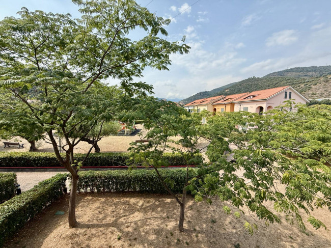 Studio flats for sale in Castellaro