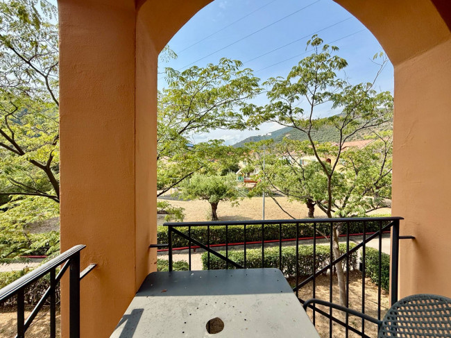 Studio flats for sale in Castellaro